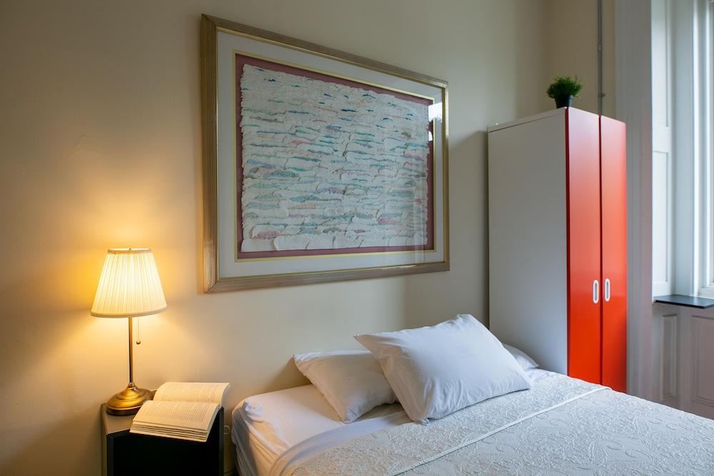 Auberge & Hotel Montreal Espace Confort Exteriör bild